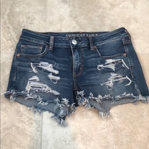 Like new destroyed denim shorts